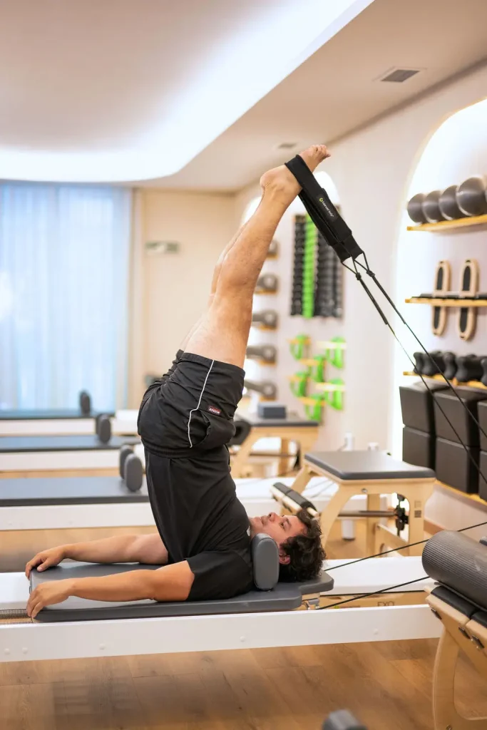 antonio-leon-pilates-instructur antonio leon pilates